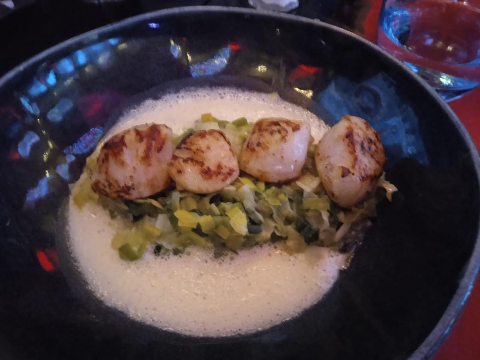 Au Charme Du Lac Espace Bien Etre Et Piscine Chauffe Proche Parc Et Restaurant Du Casino 포르주레오 외부 사진