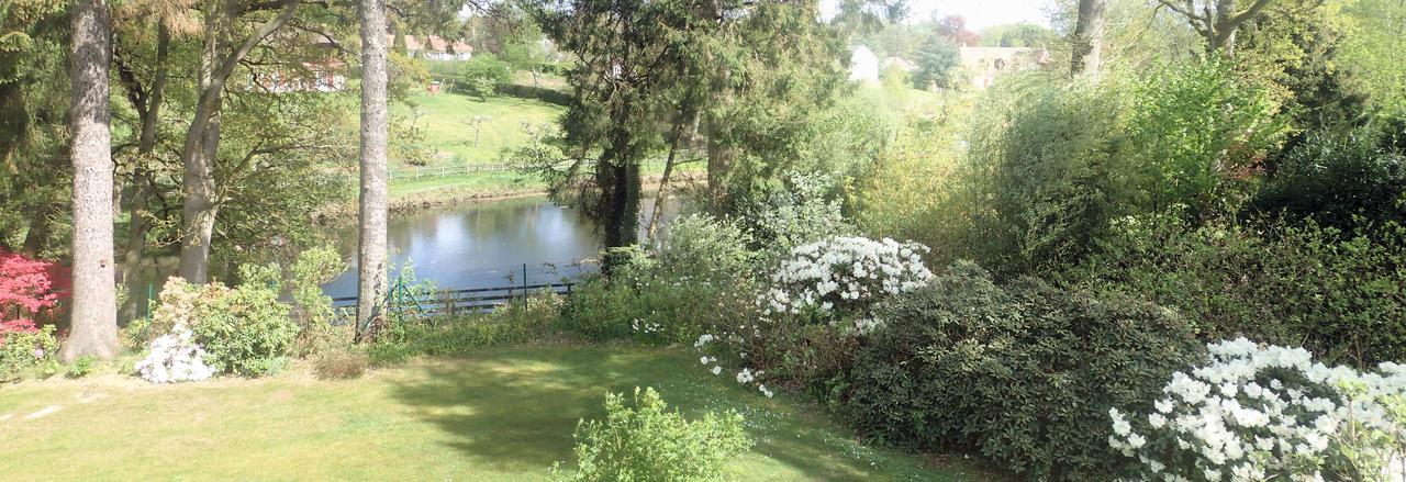 Au Charme Du Lac Espace Bien Etre Et Piscine Chauffe Proche Parc Et Restaurant Du Casino 포르주레오 외부 사진